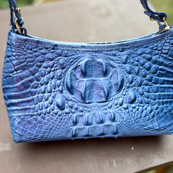 NWOT-Brahmin Mini Embossed Croc Leather Purse - Picture 2 of 10